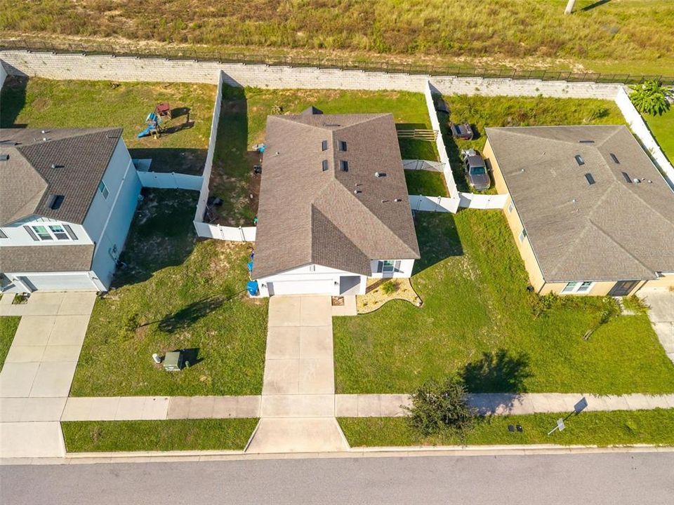 For Sale: $329,000 (4 beds, 2 baths, 1825 Square Feet)