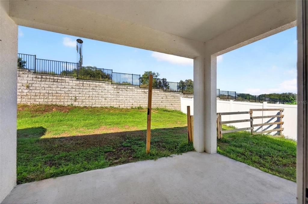 For Sale: $329,000 (4 beds, 2 baths, 1825 Square Feet)