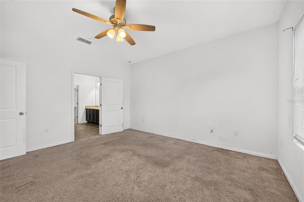 For Sale: $329,000 (4 beds, 2 baths, 1825 Square Feet)