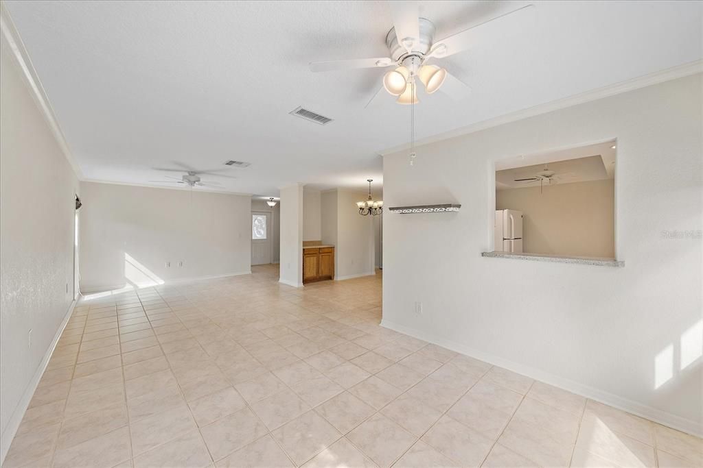 En Venta: $299,000 (2 camas, 2 baños, 1308 Pies cuadrados)