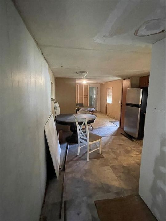 For Sale: $369,999 (7 beds, 6 baths, 2852 Square Feet)