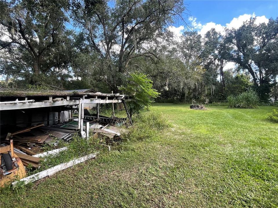For Sale: $369,999 (7 beds, 6 baths, 2852 Square Feet)