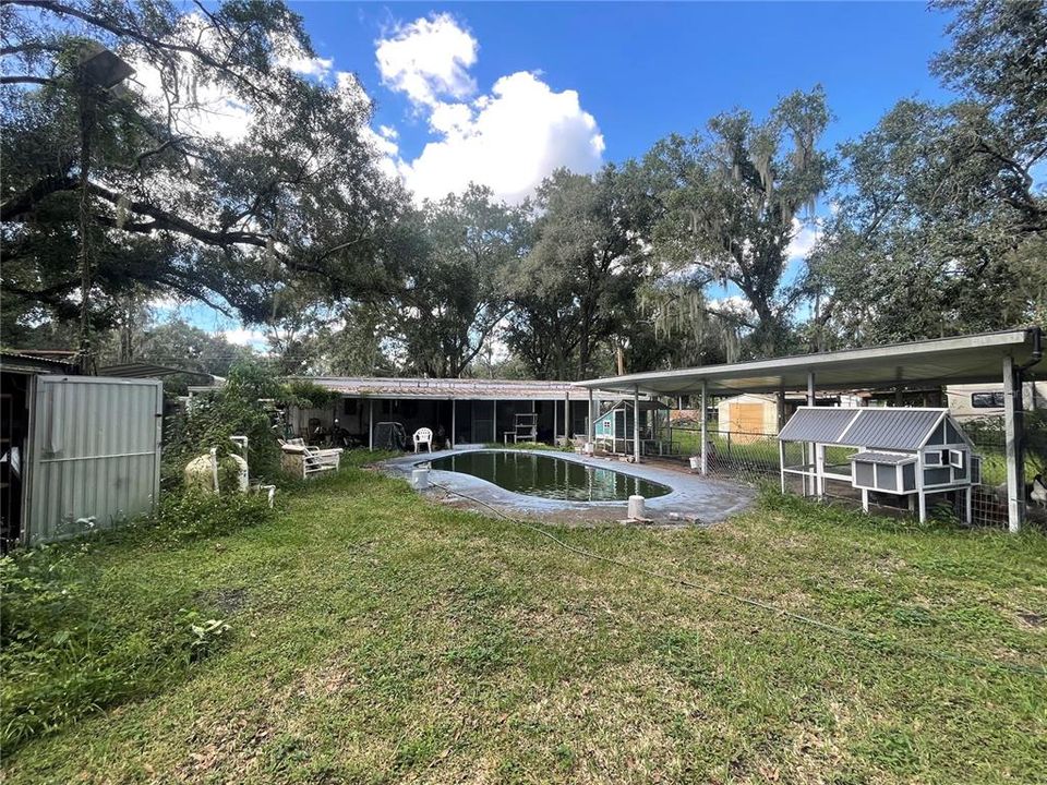 For Sale: $369,999 (7 beds, 6 baths, 2852 Square Feet)