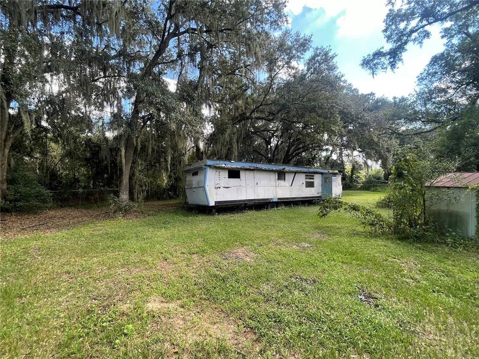 For Sale: $369,999 (7 beds, 6 baths, 2852 Square Feet)