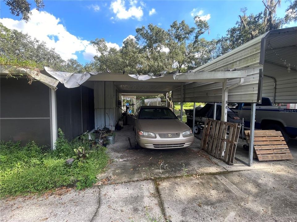 For Sale: $369,999 (7 beds, 6 baths, 2852 Square Feet)