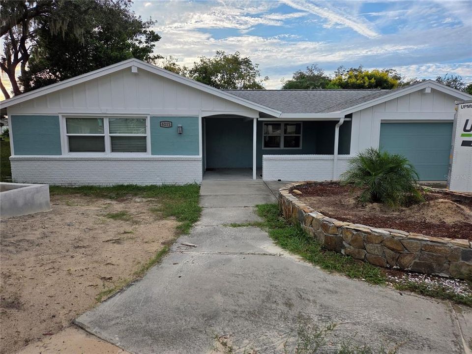 For Sale: $265,000 (2 beds, 2 baths, 1152 Square Feet)