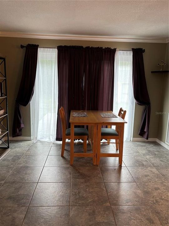 For Sale: $265,000 (2 beds, 2 baths, 1152 Square Feet)