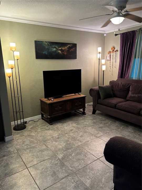 For Sale: $265,000 (2 beds, 2 baths, 1152 Square Feet)