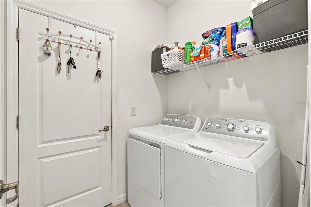 En Venta: $399,000 (3 camas, 2 baños, 1670 Pies cuadrados)