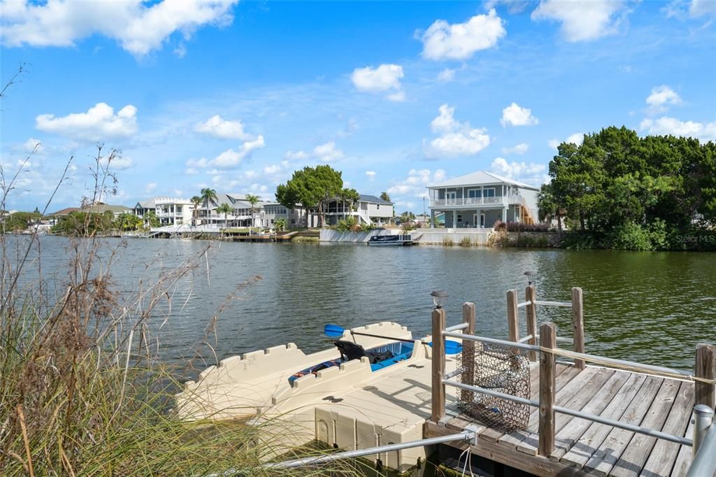На продажу: $975,000 (4 спален, 2 ванн, 2223 Квадратных фут)