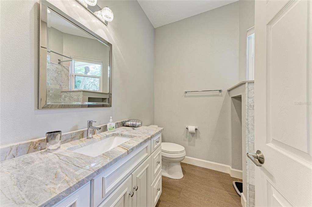 For Sale: $719,000 (3 beds, 3 baths, 2044 Square Feet)