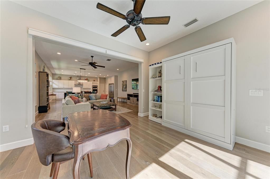 For Sale: $719,000 (3 beds, 3 baths, 2044 Square Feet)
