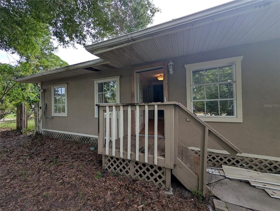 En Venta: $399,000 (4 camas, 3 baños, 1816 Pies cuadrados)