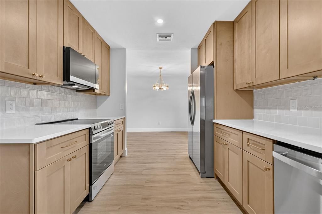For Sale: $479,999 (3 beds, 2 baths, 1776 Square Feet)