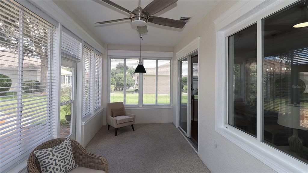 For Sale: $379,000 (2 beds, 2 baths, 1909 Square Feet)