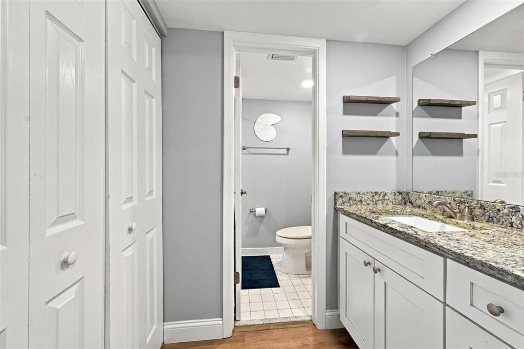En Venta: $419,500 (2 camas, 2 baños, 1055 Pies cuadrados)