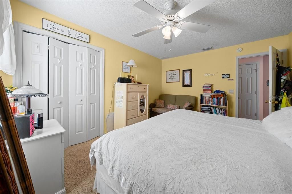 For Sale: $409,900 (3 beds, 2 baths, 1677 Square Feet)