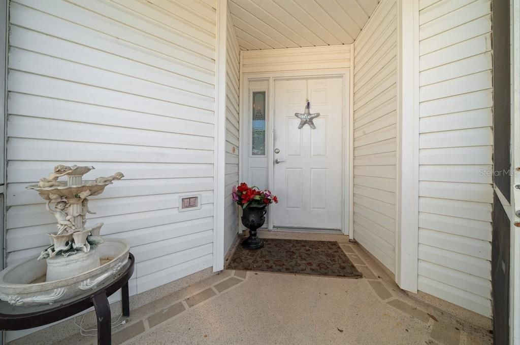 For Sale: $409,900 (3 beds, 2 baths, 1677 Square Feet)
