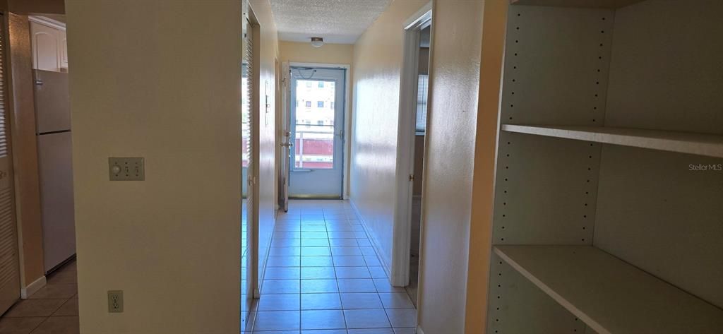 В аренду: $1,400 (1 спален, 1 ванн, 1160 Квадратных фут)