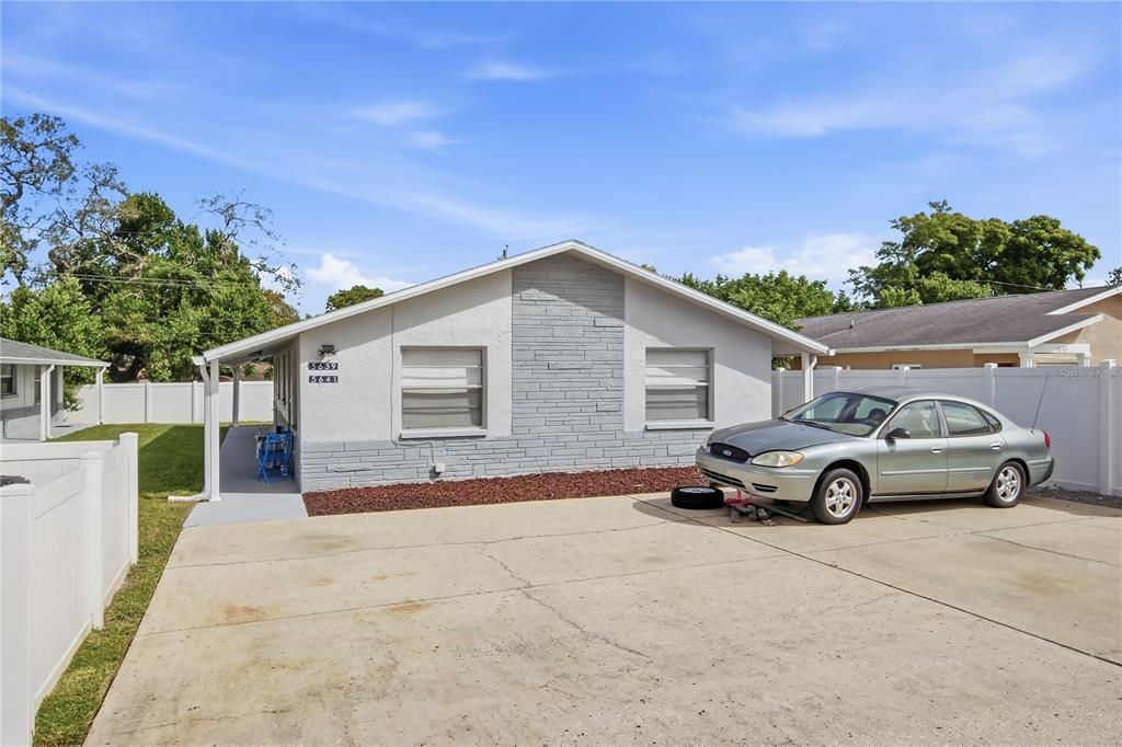 For Rent: $1,399 (2 beds, 1 baths, 1404 Square Feet)
