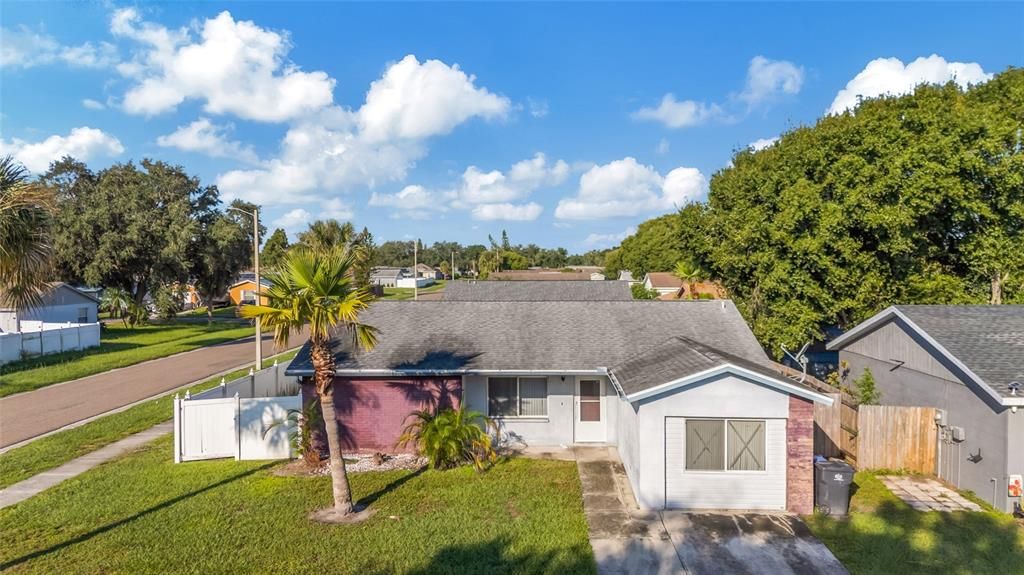 For Sale: $285,000 (3 beds, 2 baths, 1485 Square Feet)