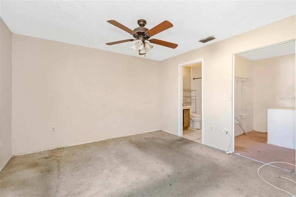 For Sale: $285,000 (3 beds, 2 baths, 1485 Square Feet)