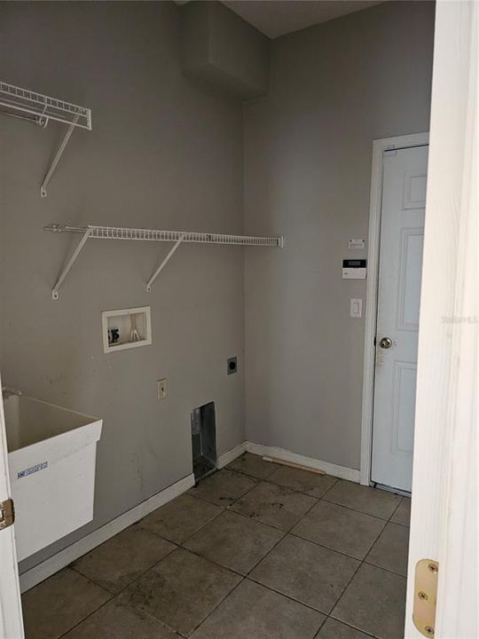 For Sale: $657,900 (5 beds, 3 baths, 3061 Square Feet)