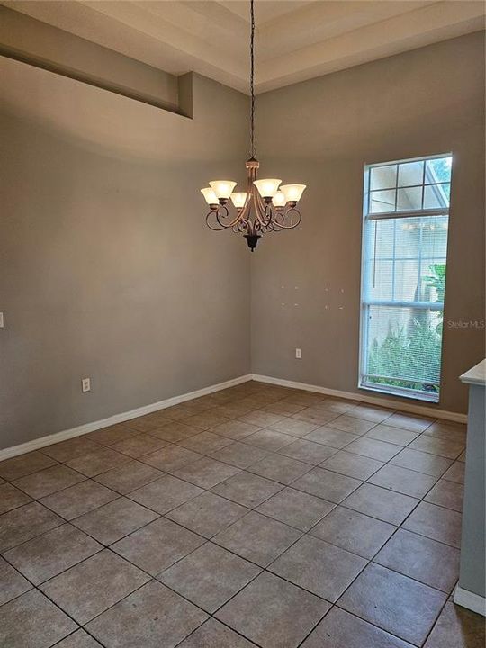 For Sale: $657,900 (5 beds, 3 baths, 3061 Square Feet)