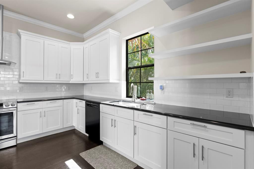 For Rent: $4,700 (4 beds, 3 baths, 2824 Square Feet)