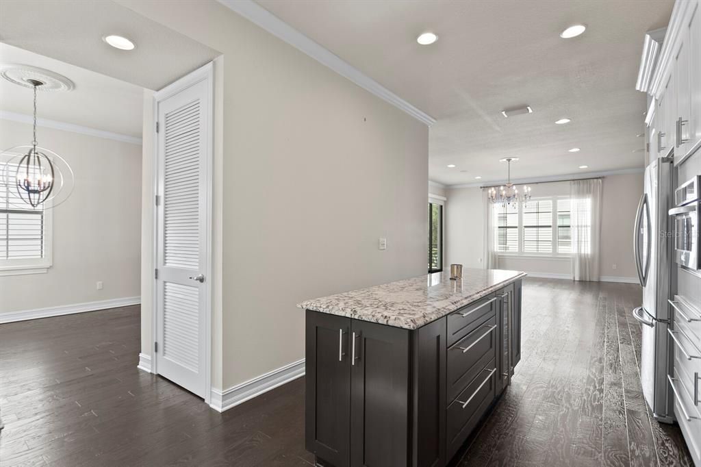 For Rent: $4,700 (4 beds, 3 baths, 2824 Square Feet)