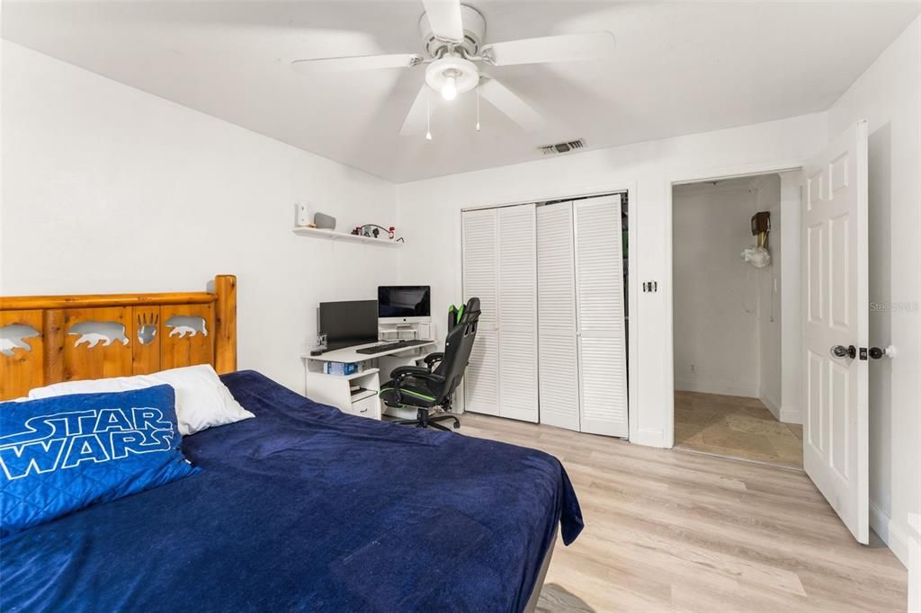 For Sale: $499,900 (4 beds, 3 baths, 3156 Square Feet)