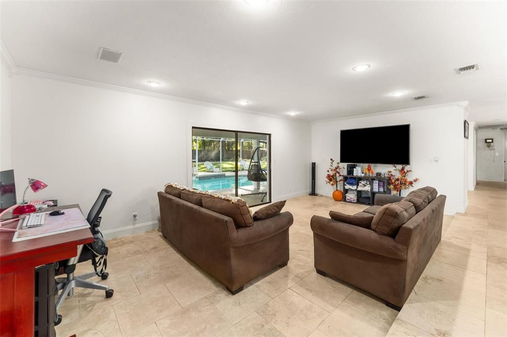 For Sale: $499,900 (4 beds, 3 baths, 3156 Square Feet)