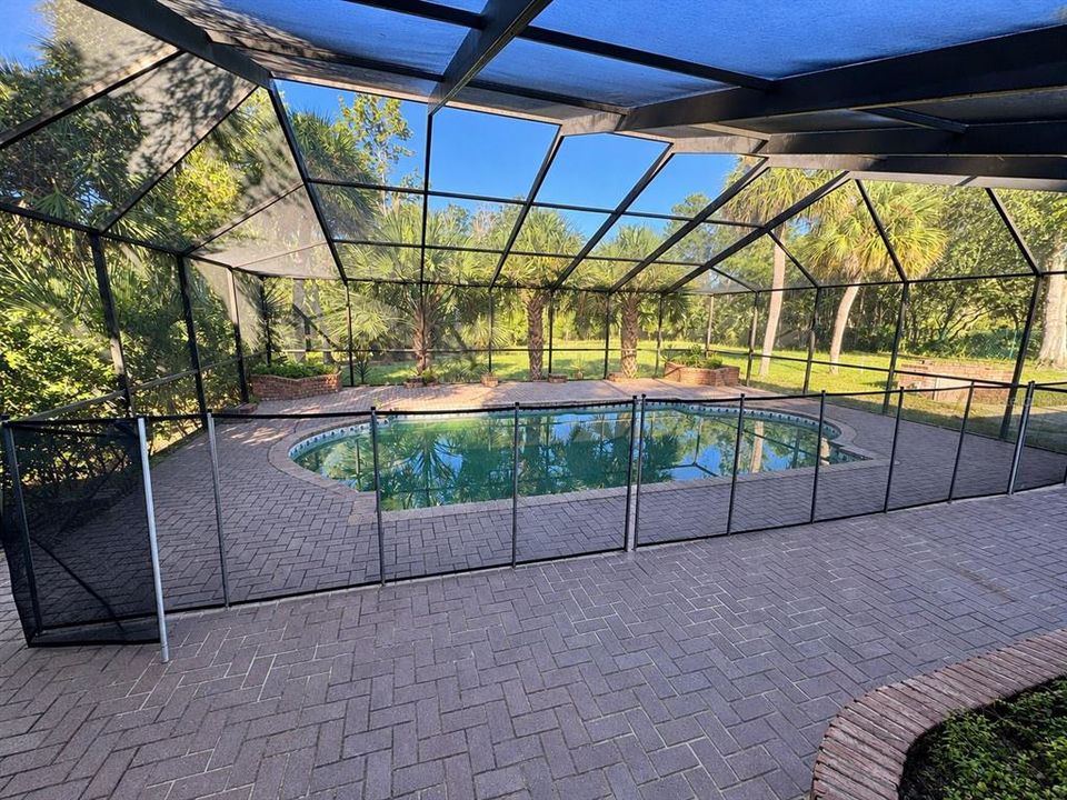 For Sale: $490,000 (3 beds, 3 baths, 3848 Square Feet)
