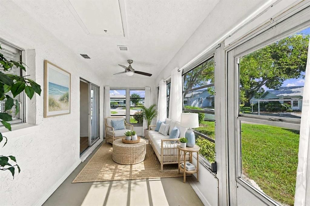 For Sale: $149,000 (2 beds, 2 baths, 984 Square Feet)