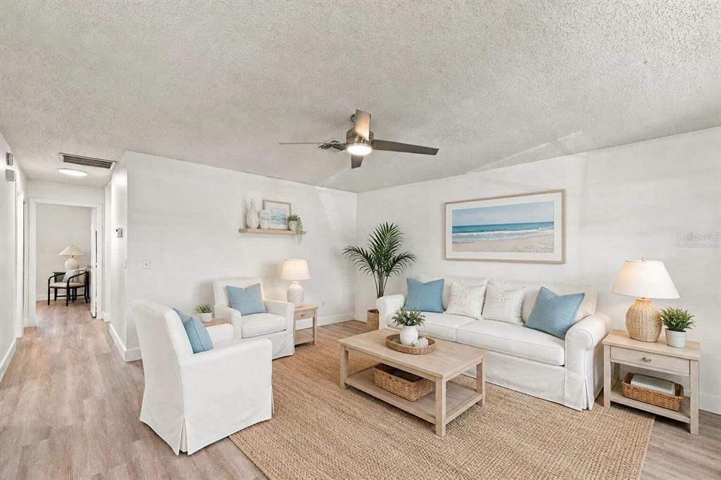 For Sale: $149,000 (2 beds, 2 baths, 984 Square Feet)