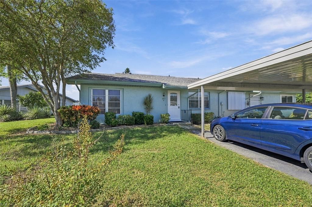 For Sale: $149,000 (2 beds, 2 baths, 984 Square Feet)