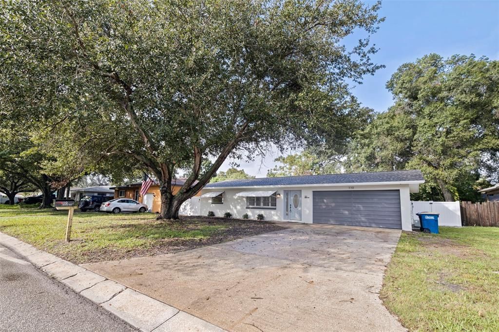 En Venta: $439,000 (3 camas, 3 baños, 1434 Pies cuadrados)