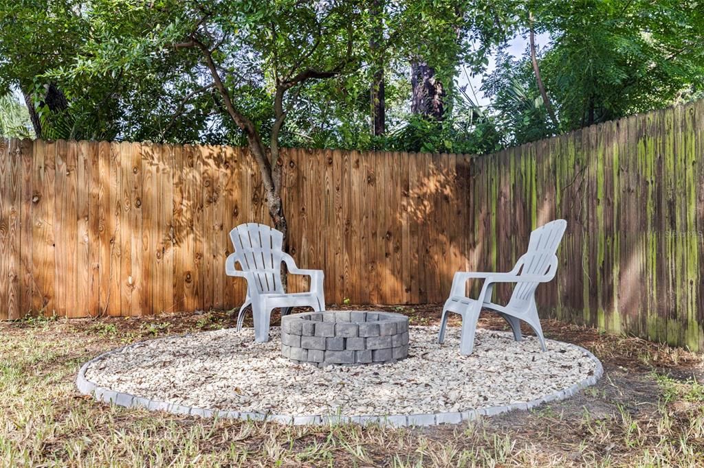 En Venta: $439,000 (3 camas, 3 baños, 1434 Pies cuadrados)