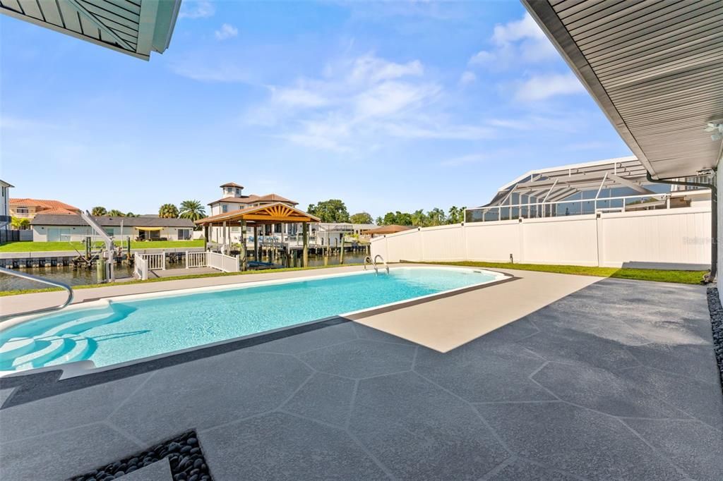 En Venta: $1,350,000 (3 camas, 3 baños, 2332 Pies cuadrados)