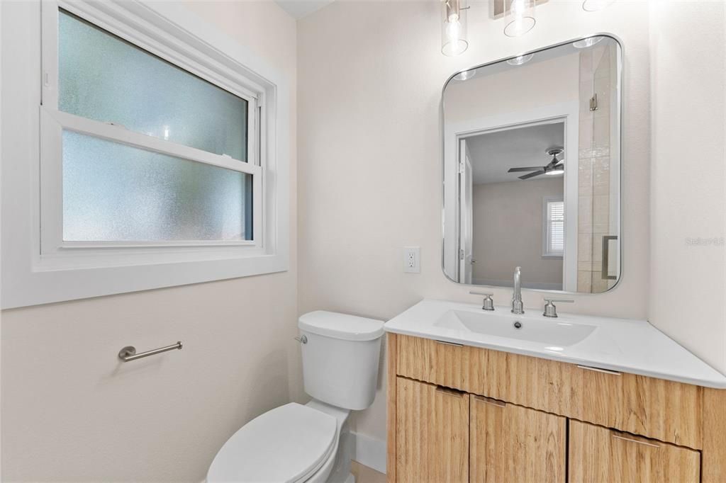 En Venta: $1,350,000 (3 camas, 3 baños, 2332 Pies cuadrados)