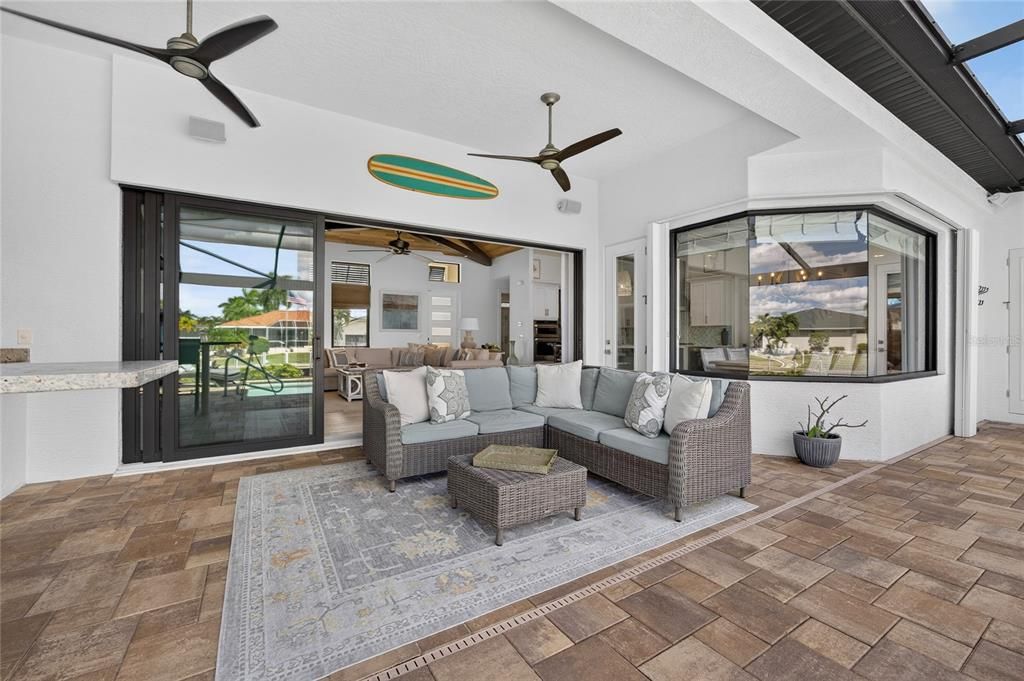 For Sale: $1,400,000 (3 beds, 3 baths, 2358 Square Feet)