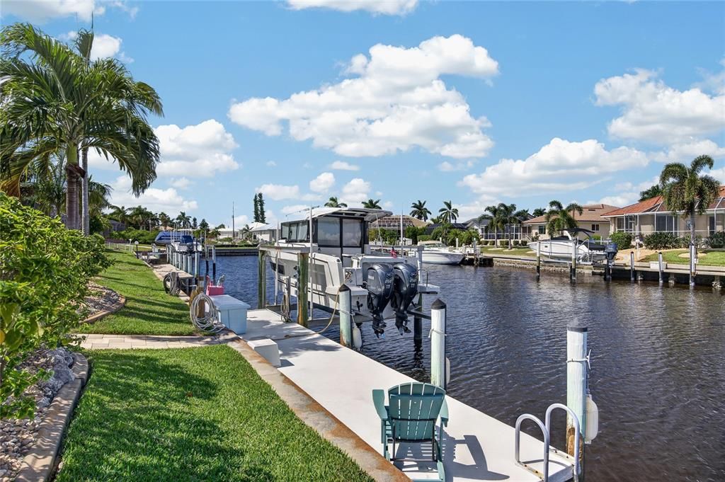 For Sale: $1,400,000 (3 beds, 3 baths, 2358 Square Feet)
