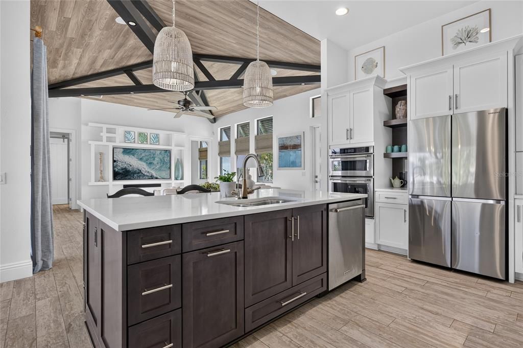 For Sale: $1,400,000 (3 beds, 3 baths, 2358 Square Feet)