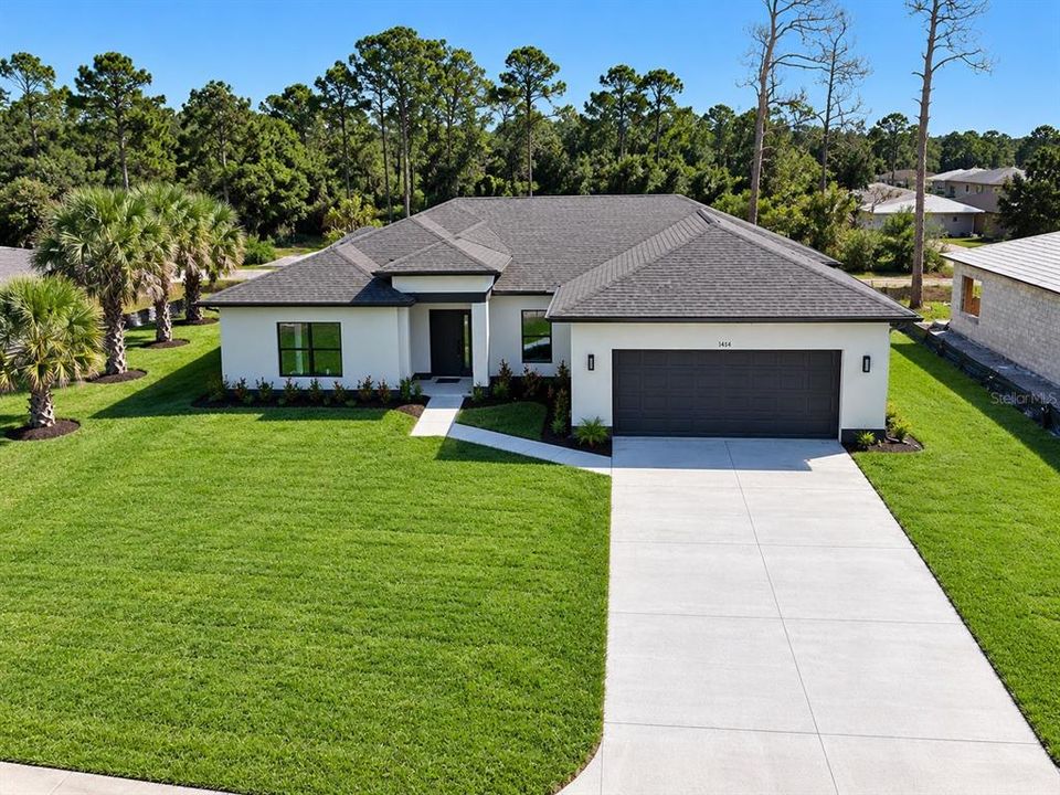 For Rent: $2,050 (3 beds, 2 baths, 1706 Square Feet)