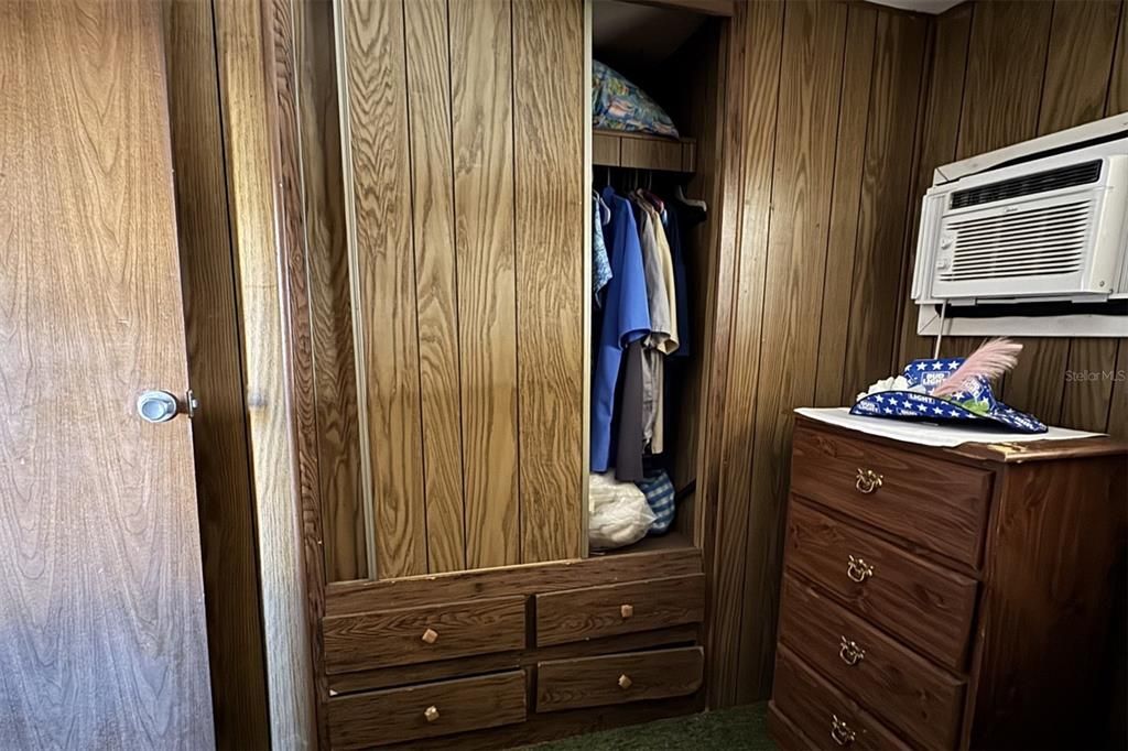 For Sale: $35,000 (2 beds, 1 baths, 564 Square Feet)