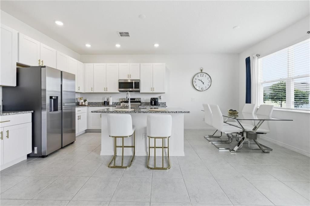 For Rent: $2,100 (3 beds, 2 baths, 1531 Square Feet)