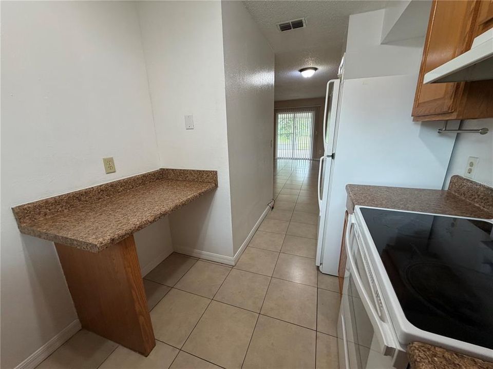 En Renta: $1,550 (3 camas, 1 baños, 970 Pies cuadrados)