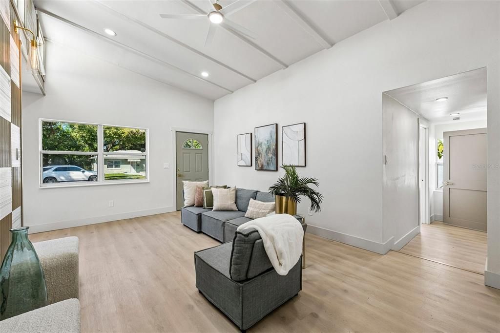 En Venta: $305,000 (3 camas, 1 baños, 1094 Pies cuadrados)