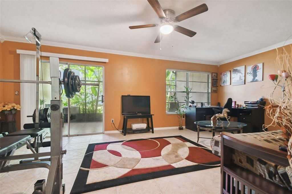 En Venta: $375,900 (2 camas, 2 baños, 1858 Pies cuadrados)