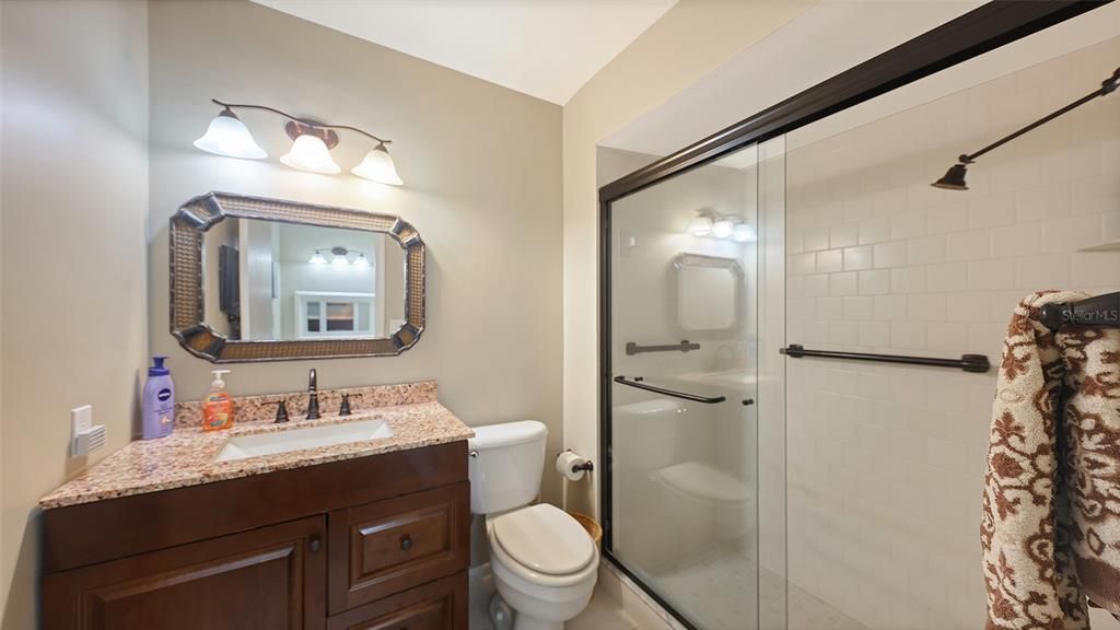 For Sale: $249,995 (2 beds, 2 baths, 1389 Square Feet)